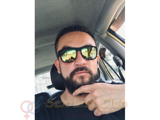 HARRY CABALLERO BIEN DOTADO CALIENTE Y DISCRETO