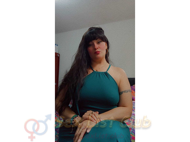 DANNA LINDA ENTRENADORA TANTRICA MEJORA DESEMPEÑO SEXUAL SEXO TANTRICO